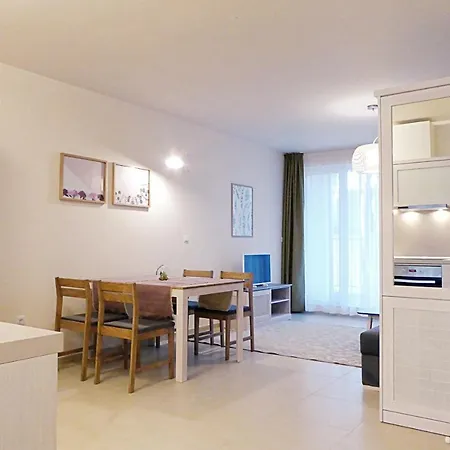 Hotel apartamentowy Meriva 2*