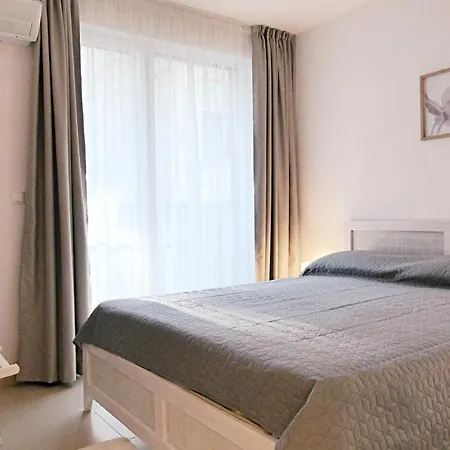 Hotel apartamentowy Meriva 2*